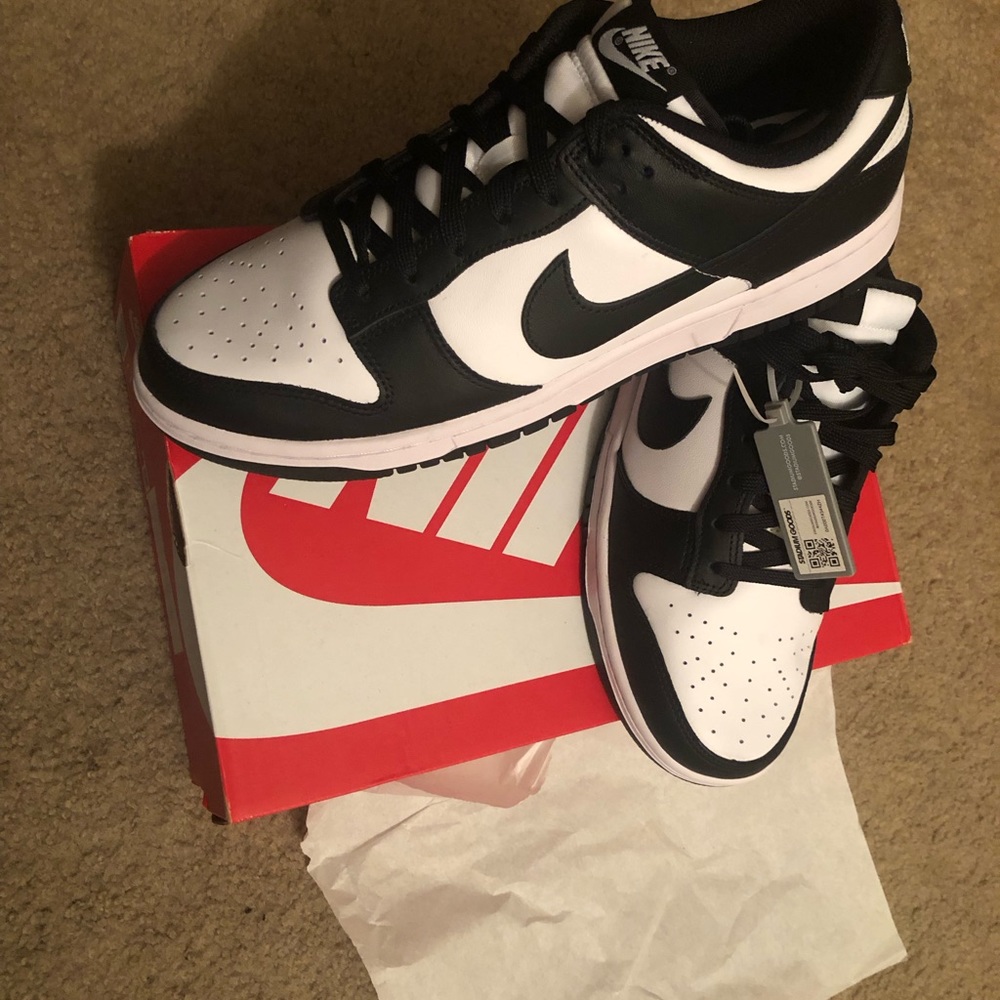 Size 11.5 - Nike Dunk Low Black White W